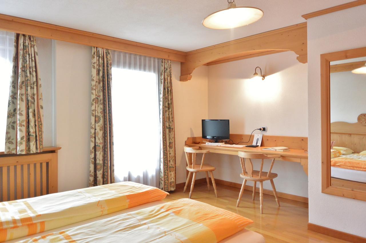 Hotel Garni Al Plan Λιβίνιο Εξωτερικό φωτογραφία