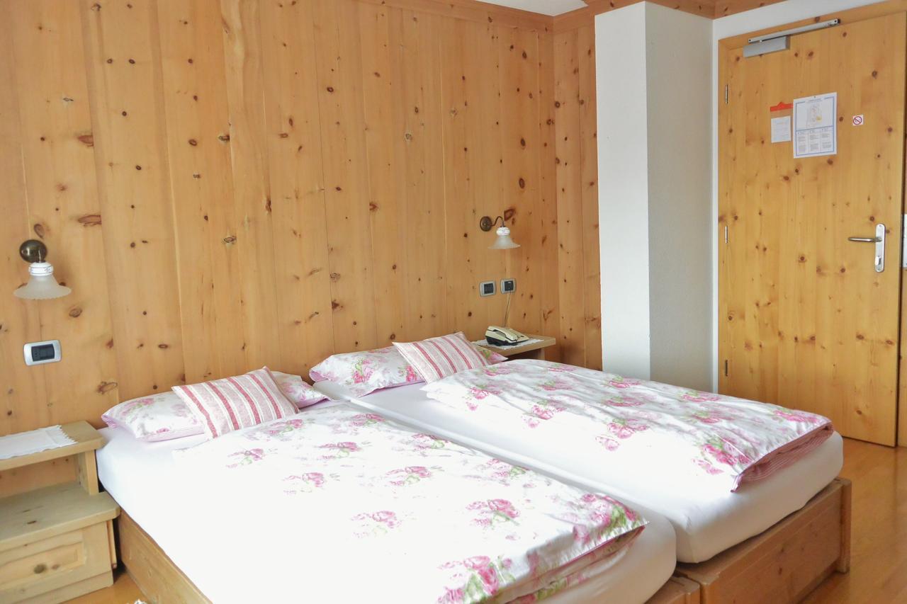 Hotel Garni Al Plan Λιβίνιο Εξωτερικό φωτογραφία