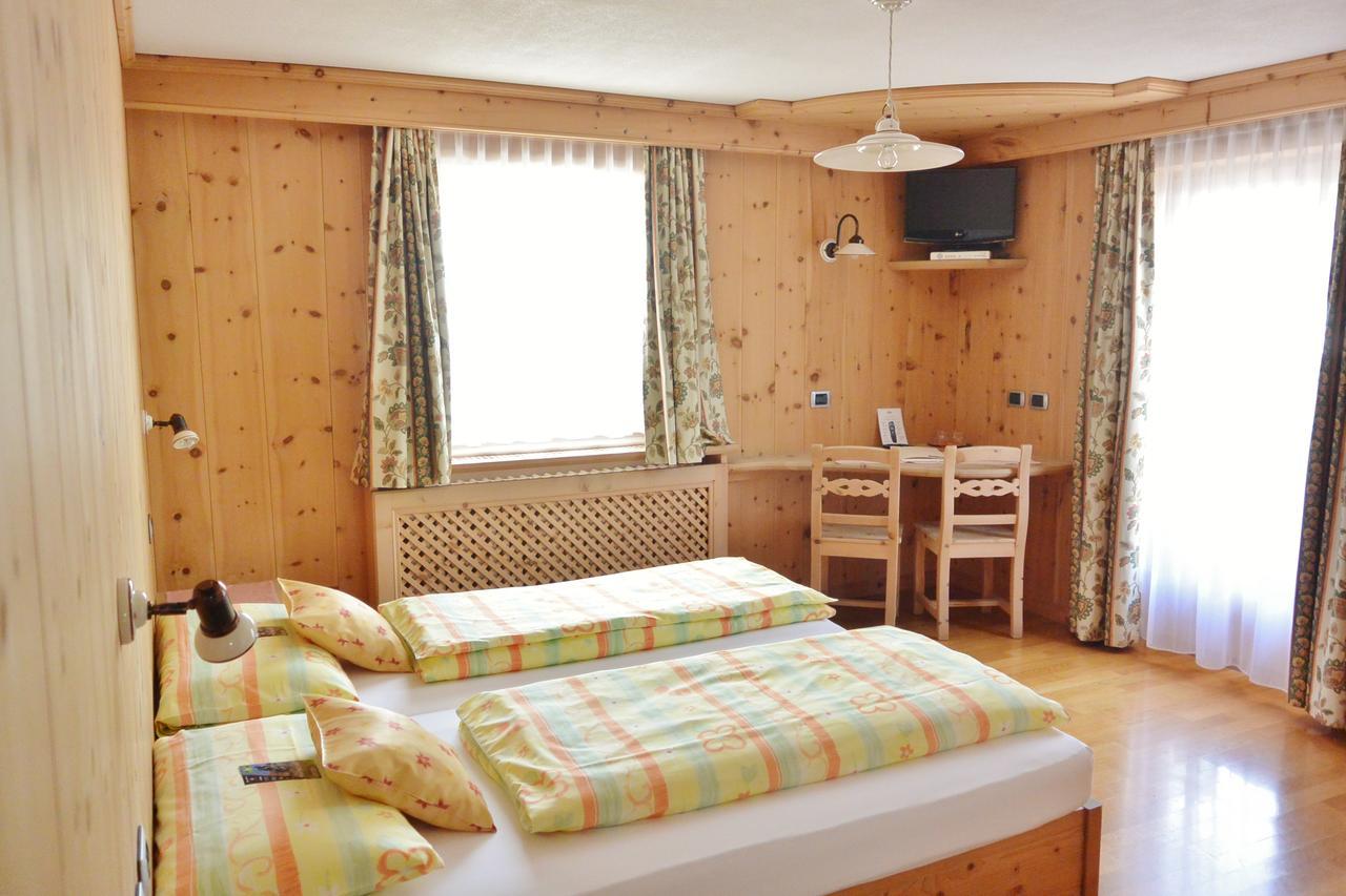 Hotel Garni Al Plan Λιβίνιο Εξωτερικό φωτογραφία